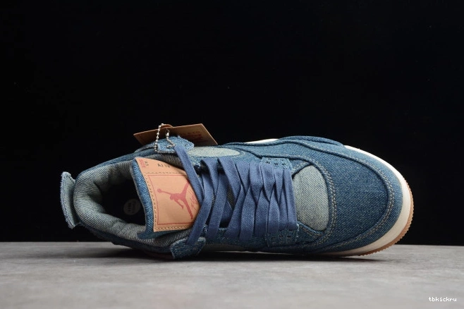 Rep TBK 4 Jordan Nike Levi's x Air Denim AO2571-401 0816